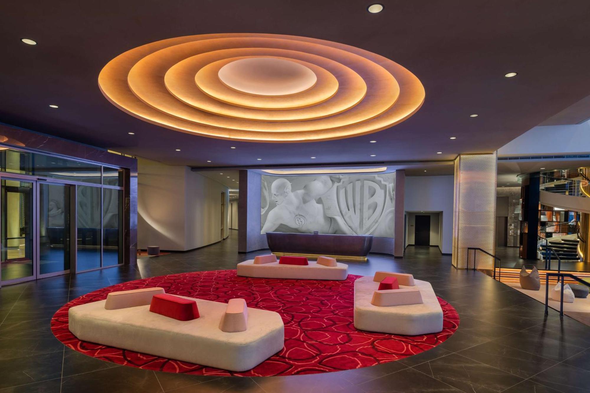 Hotel The Wb Abu Dhabi, Curio Collection By Hilton Exterior foto The lobby of the hotel
